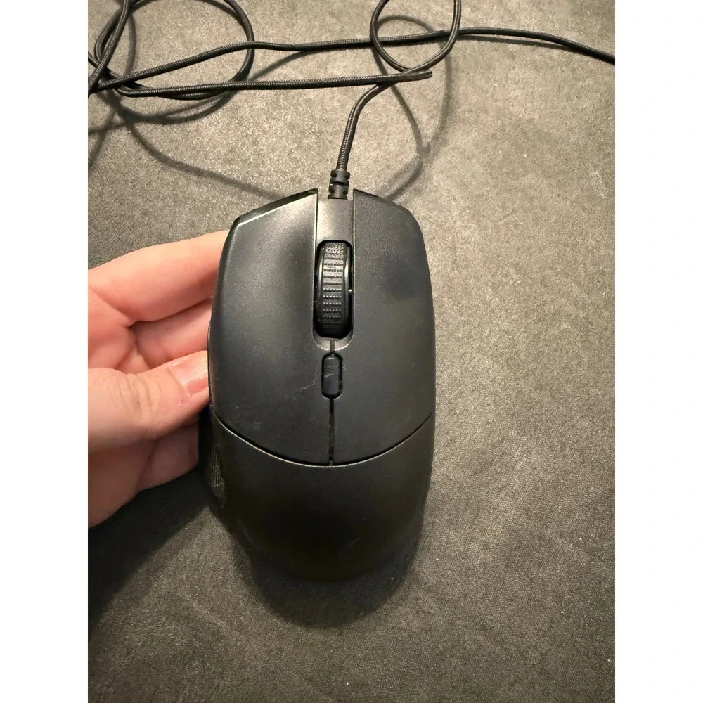 Razer Basilisk Essential Wired Gaming Mouse‎ 6400 DPI Black RZ01-0265
